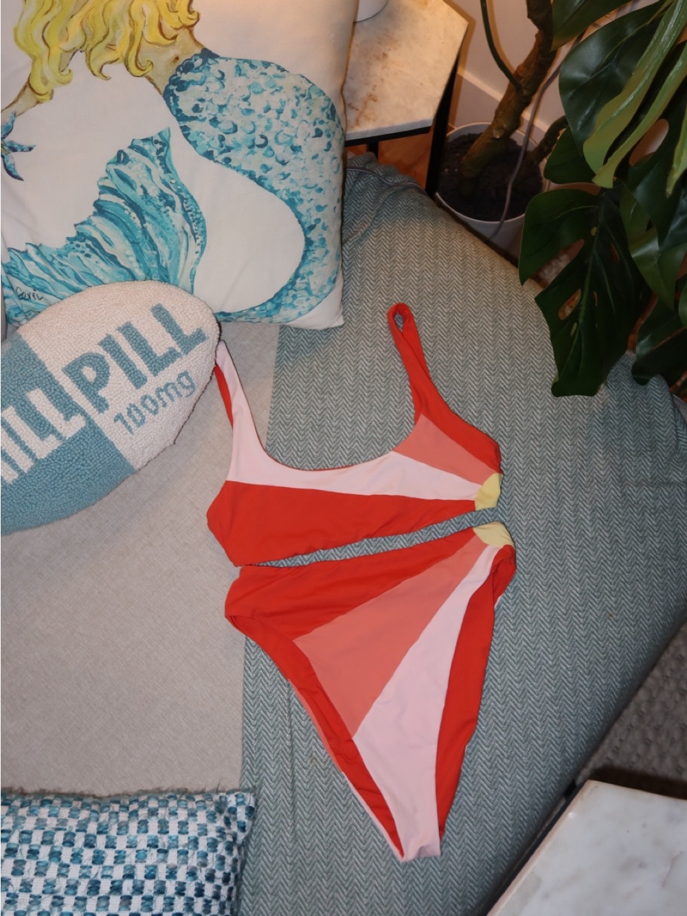 L*Space Sunburst Top and Luca Bottom size Medium - Picture 1 of 1